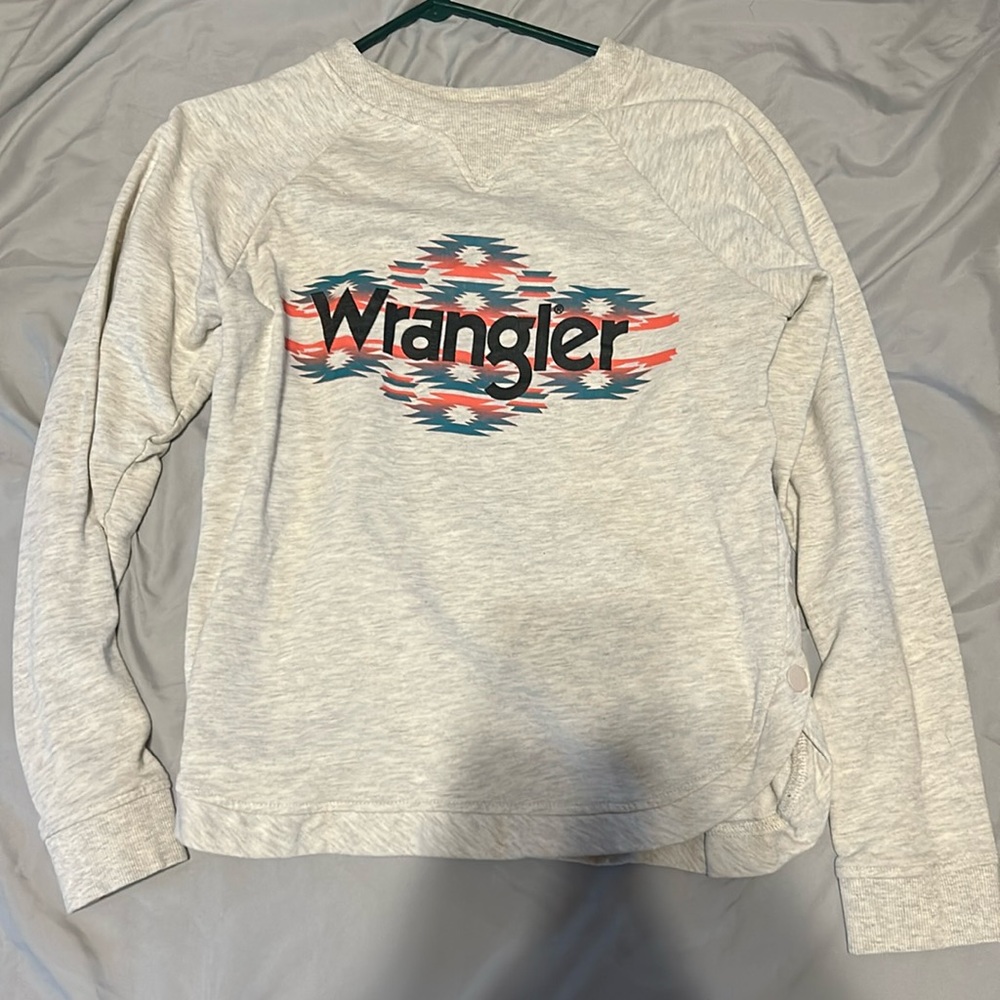 Wrangler women’s light crew neck